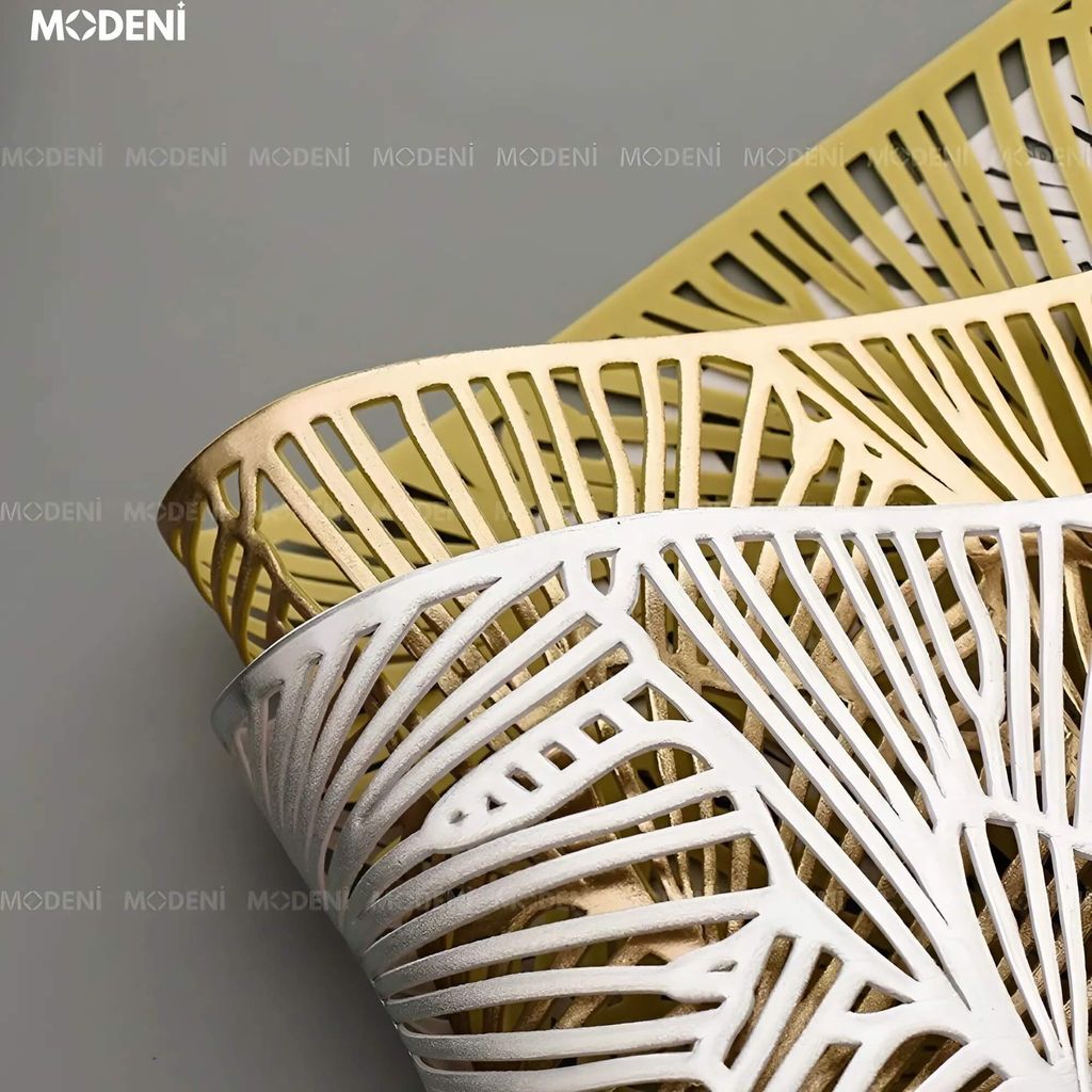 Tấm Lót Bàn Ăn Liv Placemat Cách Nhiệt Cao Cấp – Họa Tiết Lá Nghệ Thuật – Kích Thước 45x30cm – Phù Hợp Không Gian Bàn Ăn Sang Trọng Hiện Đại