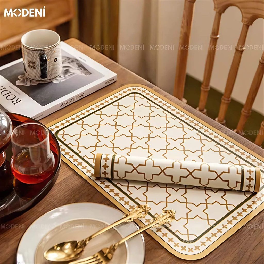 Placemat Lót Bàn Ăn Trefoil PVC Cao Cấp – Họa Tiết Đối Xứng Tân Cổ Điển – Chống Thấm Dễ Vệ Sinh – Phù Hợp Bàn Ăn Sang Trọng