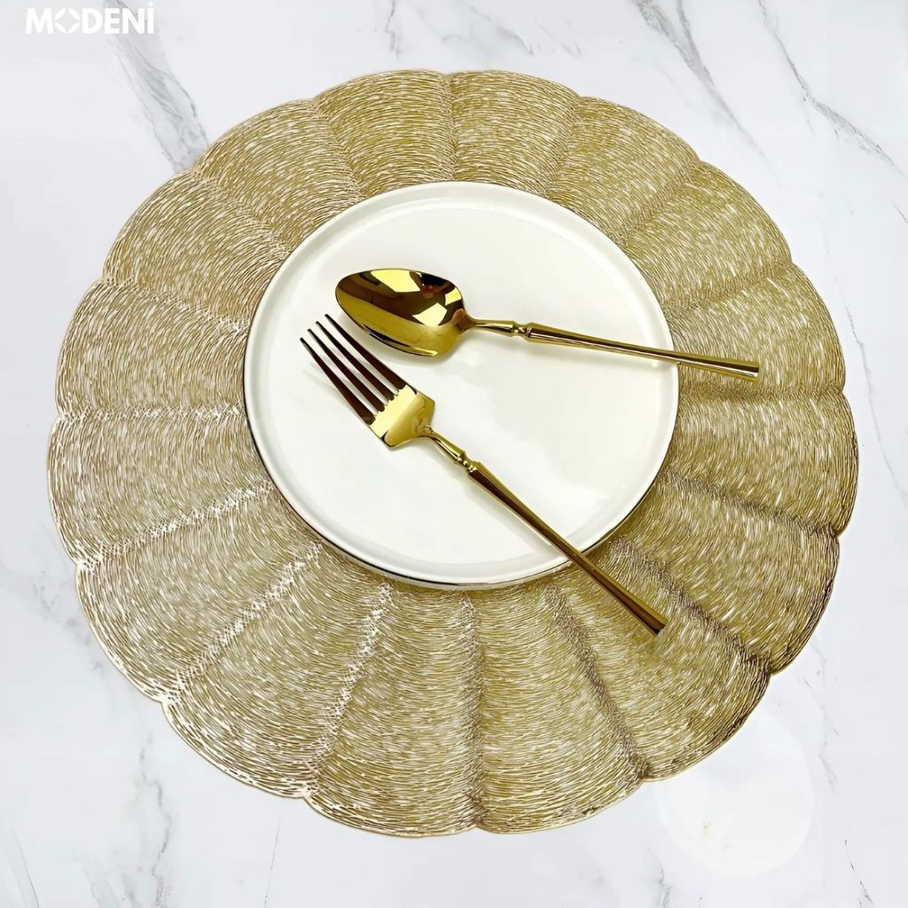 Tấm Lót Bàn Ăn Roni Placemat Hình Tròn – Thiết Kế Nghệ Thuật Ánh Vàng – Chất Liệu PVC Cao Cấp, Đường Kính 38cm – Phù Hợp Bàn Ăn Hiện Đại, Bàn Tiệc Sang Trọng