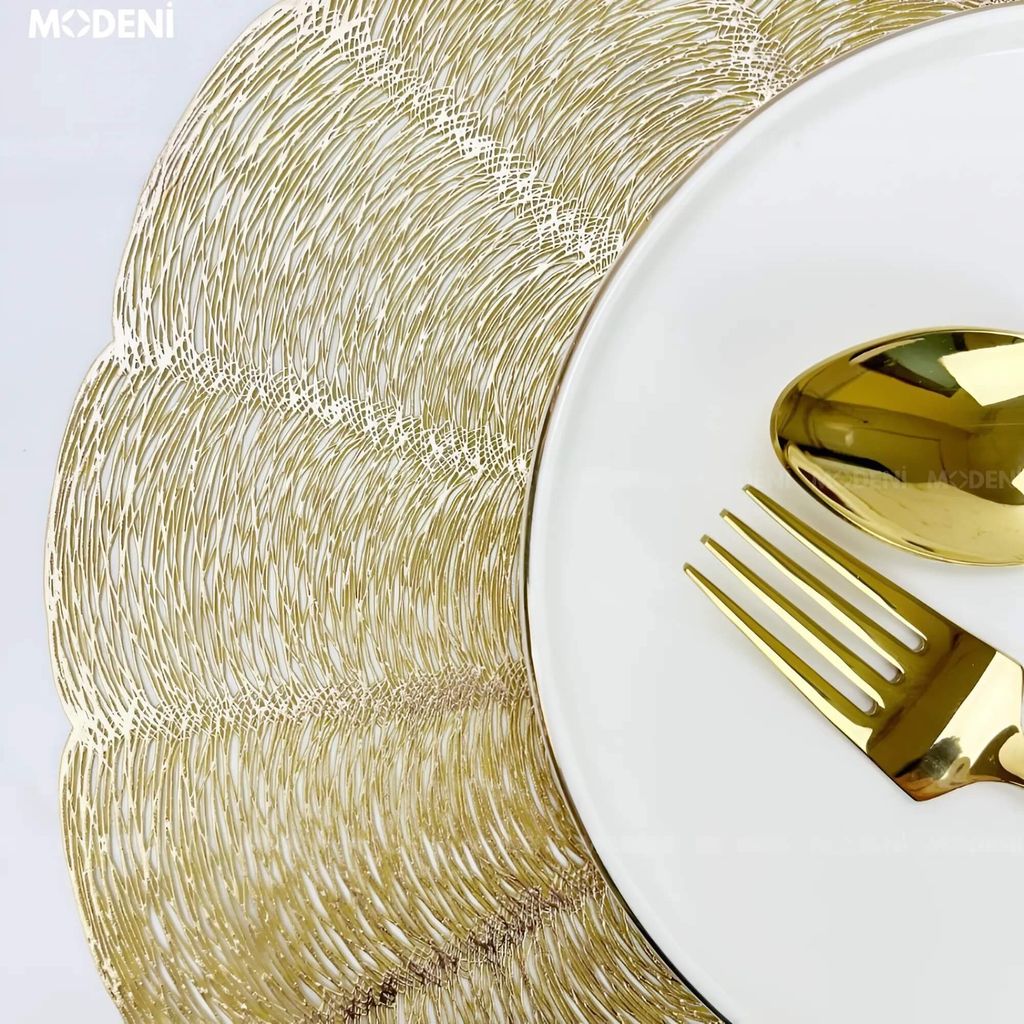 Tấm Lót Bàn Ăn Roni Placemat Hình Tròn – Thiết Kế Nghệ Thuật Ánh Vàng – Chất Liệu PVC Cao Cấp, Đường Kính 38cm – Phù Hợp Bàn Ăn Hiện Đại, Bàn Tiệc Sang Trọng