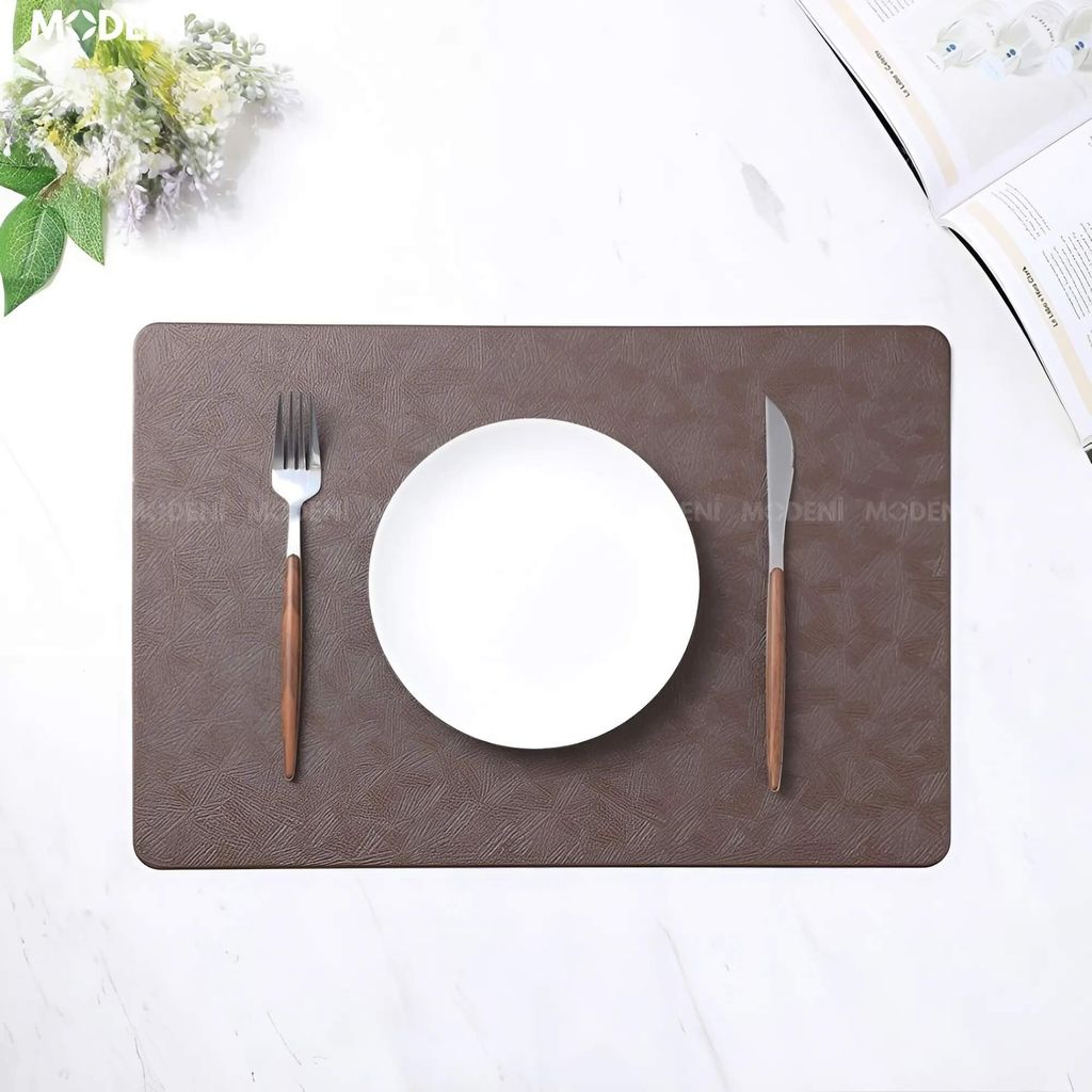 Placemat Lót Bàn Ăn Màu Nâu Leather Sang Trọng – Da PU Vân Hoa – Chống Thấm, Dễ Vệ Sinh, 45x30cm