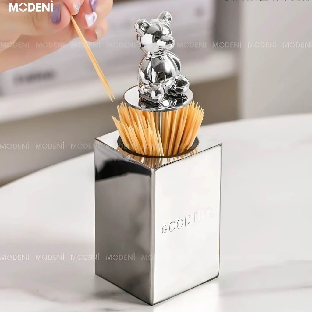 Hủ Lọ Đựng Tăm GOOD LIFE Silver Vuông – Hộp Tăm Kim Loại Cao Cấp Thiết Kế Gấu Trang Trí Bàn Ăn, Quầy Bar