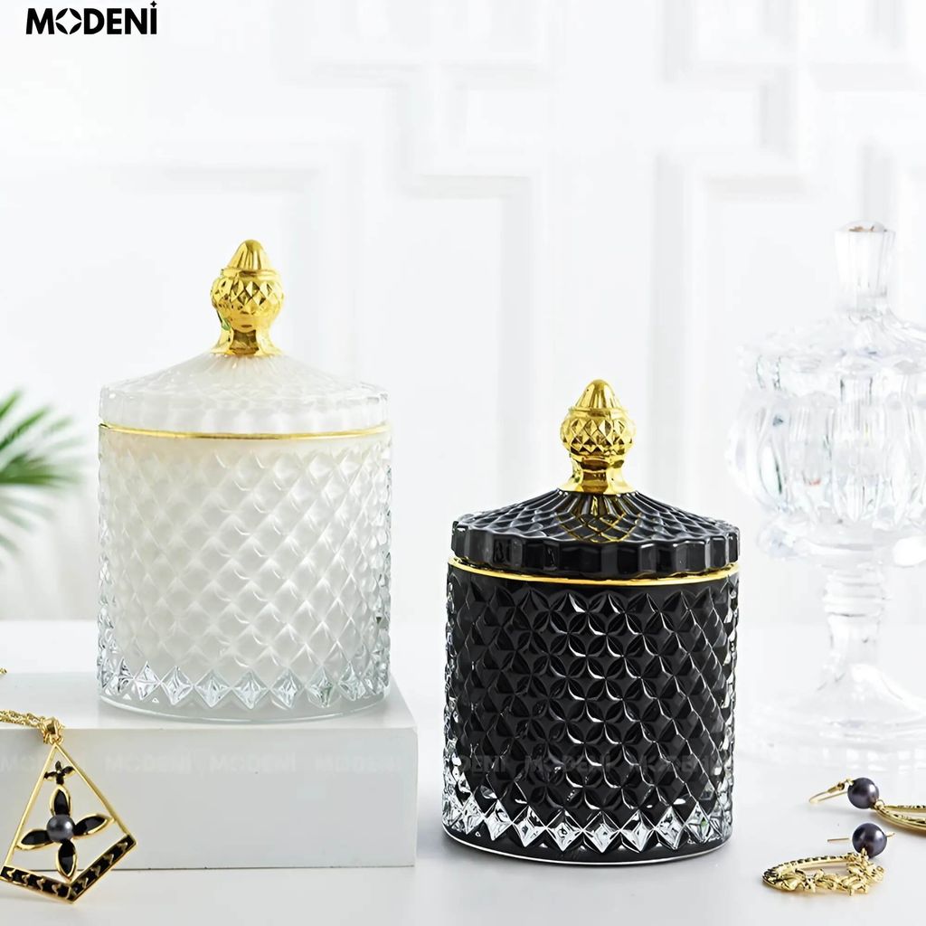 Lọ Đựng Bánh Kẹo Shya Thủy Tinh Nắp Vàng Sang Trọng – Cao 14cm, Đường Kính 8.5cm – Phù Hợp Decor Bàn Tiệc, Quà Tặng Cao Cấp