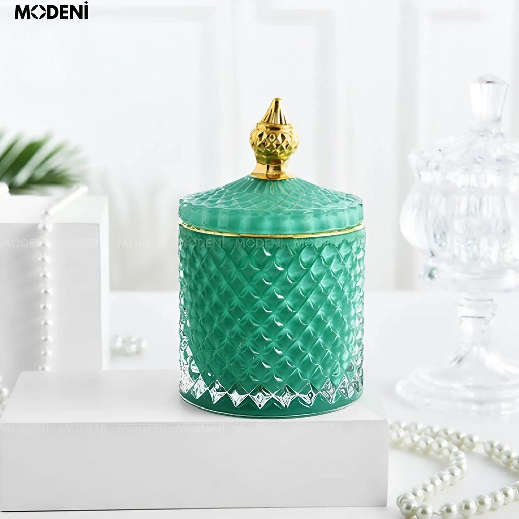 Lọ Đựng Bánh Kẹo Shya Thủy Tinh Nắp Vàng Sang Trọng – Cao 14cm, Đường Kính 8.5cm – Phù Hợp Decor Bàn Tiệc, Quà Tặng Cao Cấp