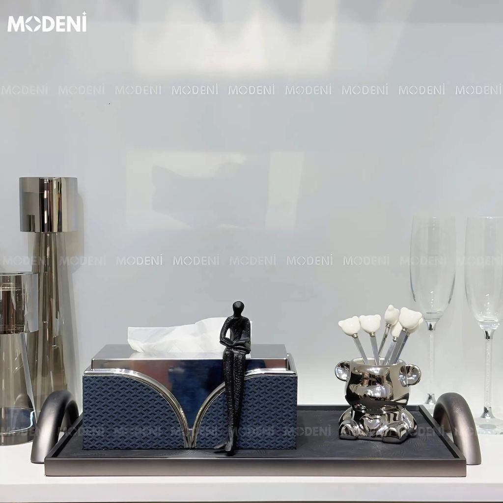 Set Lọ Đựng Muỗng Nĩa Mercy Silver – Dáng Gấu Mạ Bạc Sang Trọng Kèm 6 Nĩa Tráng Miệng Nghệ Thuật Cho Bàn Tiệc Hiện Đại