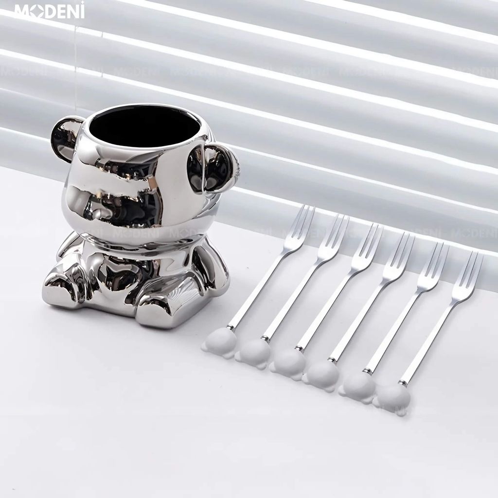 Set Lọ Đựng Muỗng Nĩa Mercy Silver – Dáng Gấu Mạ Bạc Sang Trọng Kèm 6 Nĩa Tráng Miệng Nghệ Thuật Cho Bàn Tiệc Hiện Đại