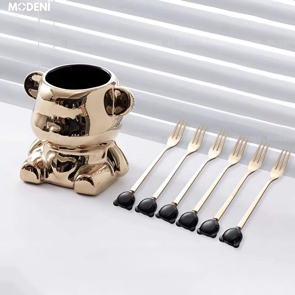 Set Lọ Đựng Muỗng Nĩa Mercy Golden Cao Cấp – Thiết Kế Hình Gấu Mạ Vàng Sang Trọng, Kèm 6 Nĩa Tráng Miệng Nghệ Thuật, Phù Hợp Decor Bàn Tiệc, Bàn Ăn Hoặc Quà Tặng Độc Đáo