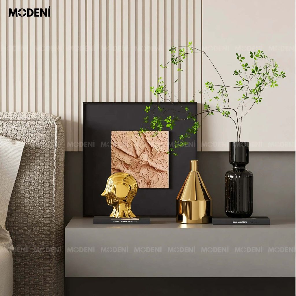 Tượng Trang Trí Vantis Gold – Tượng Đầu Người Nghệ Thuật Mạ Vàng – Thiết Kế Đa Tầng Tạo Hình Độc Đáo Cho Decor Hiện Đại
