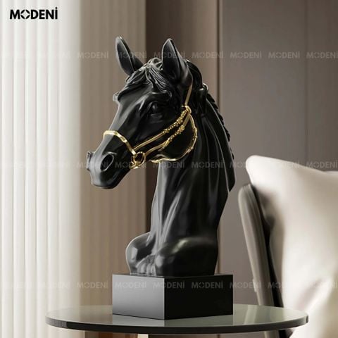 Tượng đầu ngựa Draven màu đen nghệ thuật hoàng gia