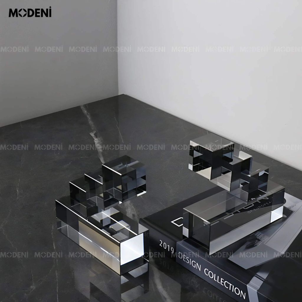 Tượng Trang Trí Modra Chặn Sách Hình Khối – Thiết Kế Pha Lê Xếp Tầng Nghệ Thuật – Decor Hiện Đại & Tối Giản Cho Kệ Sách, Bàn Làm Việc