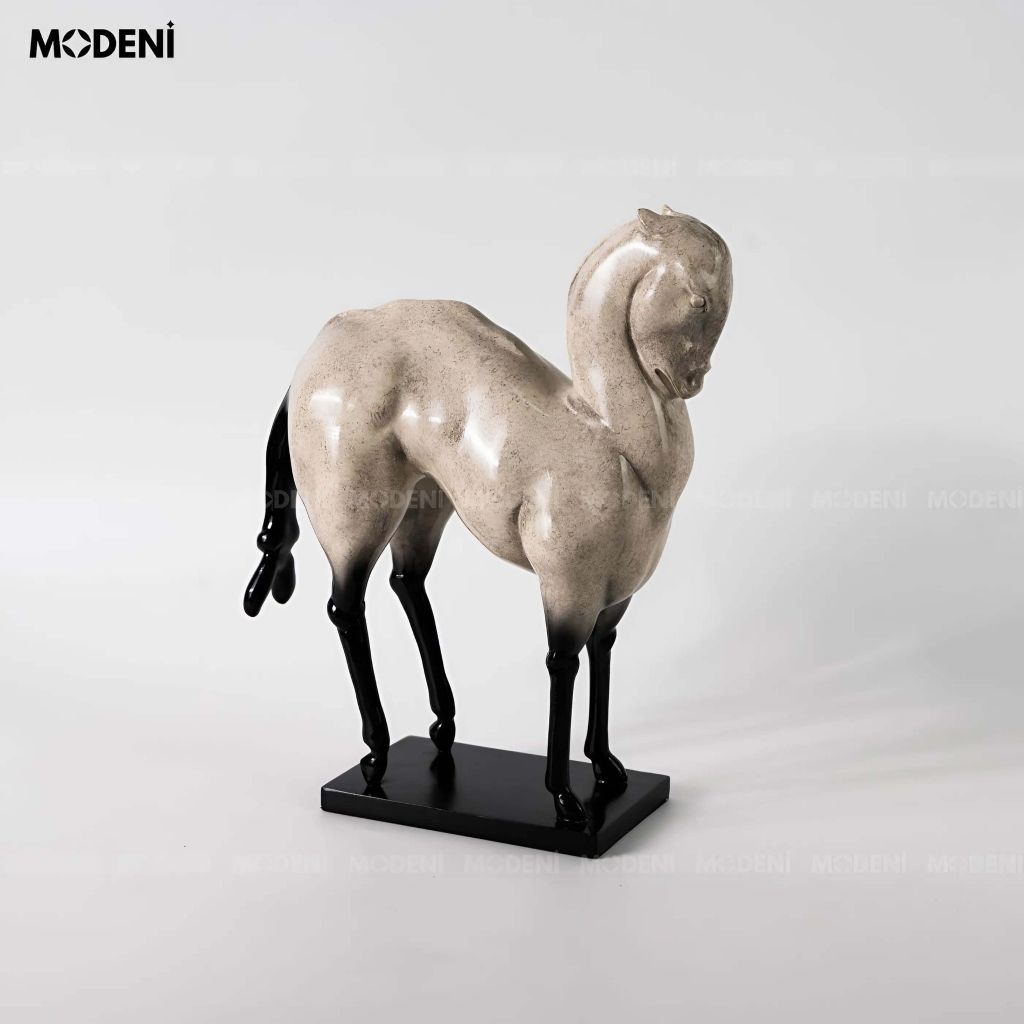 Tượng Trang Trí Narer Ngựa Nghệ Thuật – Thiết Kế Trừu Tượng Lạ Mắt – Decor Phong Cách Sáng Tạo Cho Bàn Console, Tủ Trưng Bày hoặc Góc Nghệ Thuật