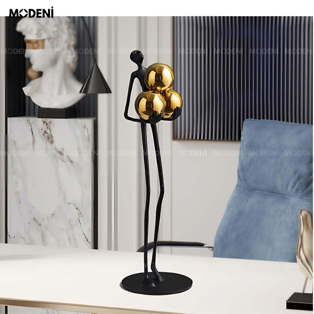 Tượng Trang Trí Oriem Nghệ Thuật Trừu Tượng – Hình Người Cầm Quả Cầu – Decor Bàn Hiện Đại Sang Trọng
