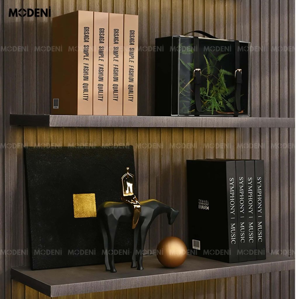 Tượng Trang Trí Nomad Nghệ Thuật – Hình Người Cưỡi Ngựa Mạ Vàng – Decor Kệ, Bàn Làm Việc Phong Cách Hiện Đại