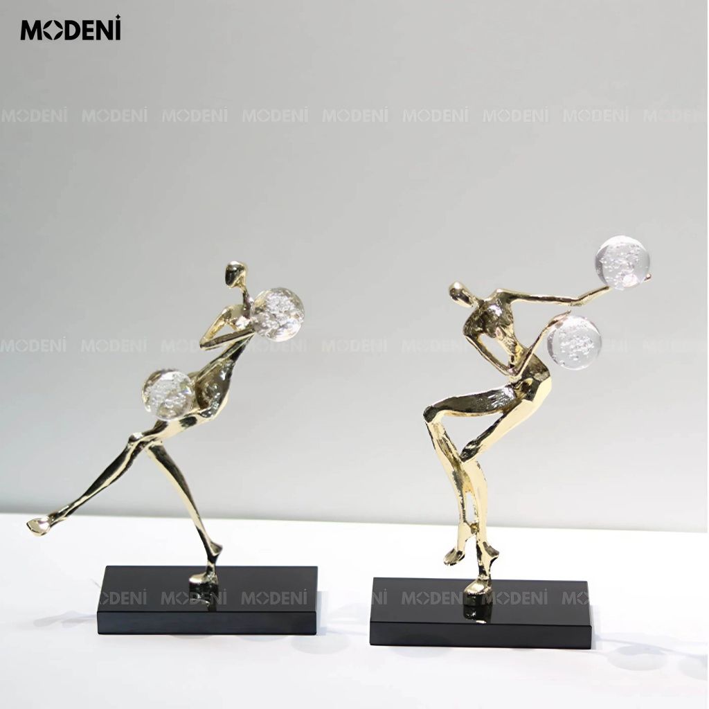 Tượng Trang Trí Solora Cô Gái Nghệ Thuật – Hình Khối Độc Đáo – Decor Bàn Kệ Hiện Đại Sang Trọng