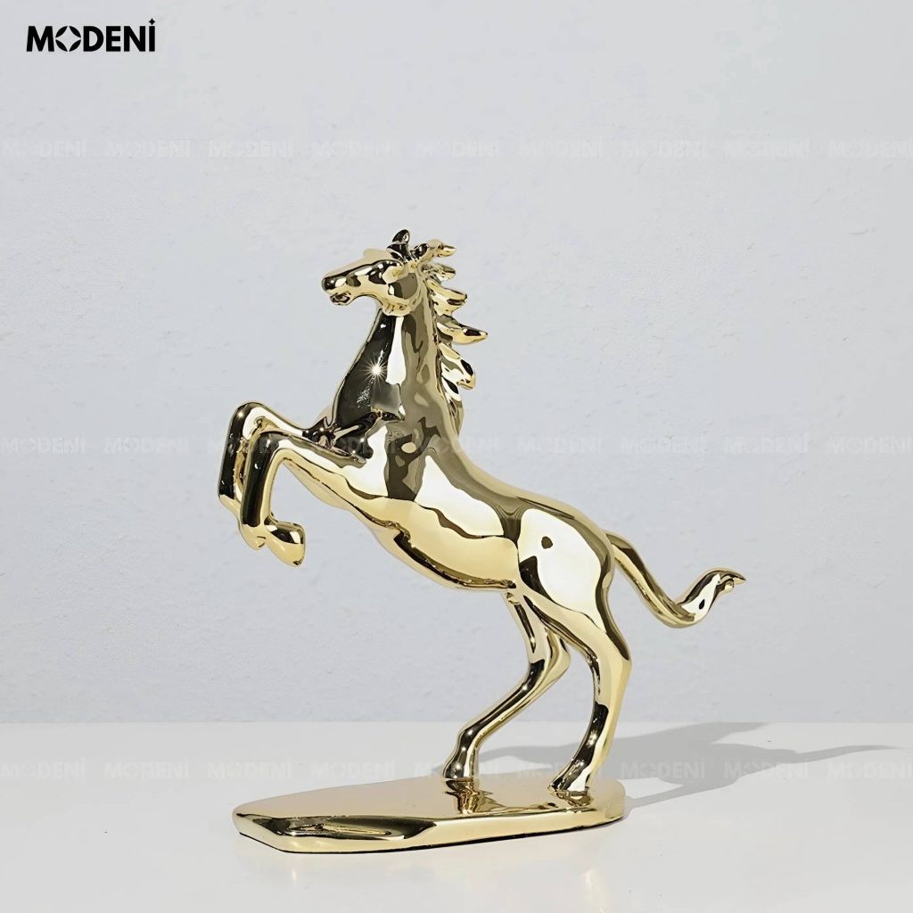 Tượng Trang Trí Ngựa Đứng Valios Gold – Tượng Decor Ngựa Vàng Cao Cấp – Thiết Kế Sang Trọng Tinh Tế – Phù Hợp Decor Kệ Tủ, Bàn Làm Việc, Không Gian Hiện Đại