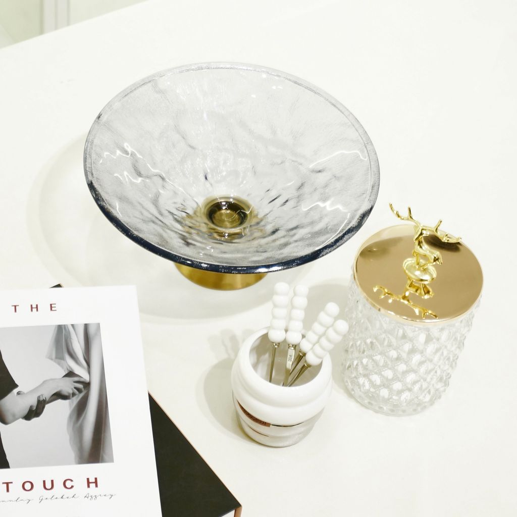 Tô Đĩa Đựng Trái Cây Wave White Thủy Tinh Cao Cấp Sang Trọng Màu Trắng Đế Vàng Hàn Quốc Hiện Đại