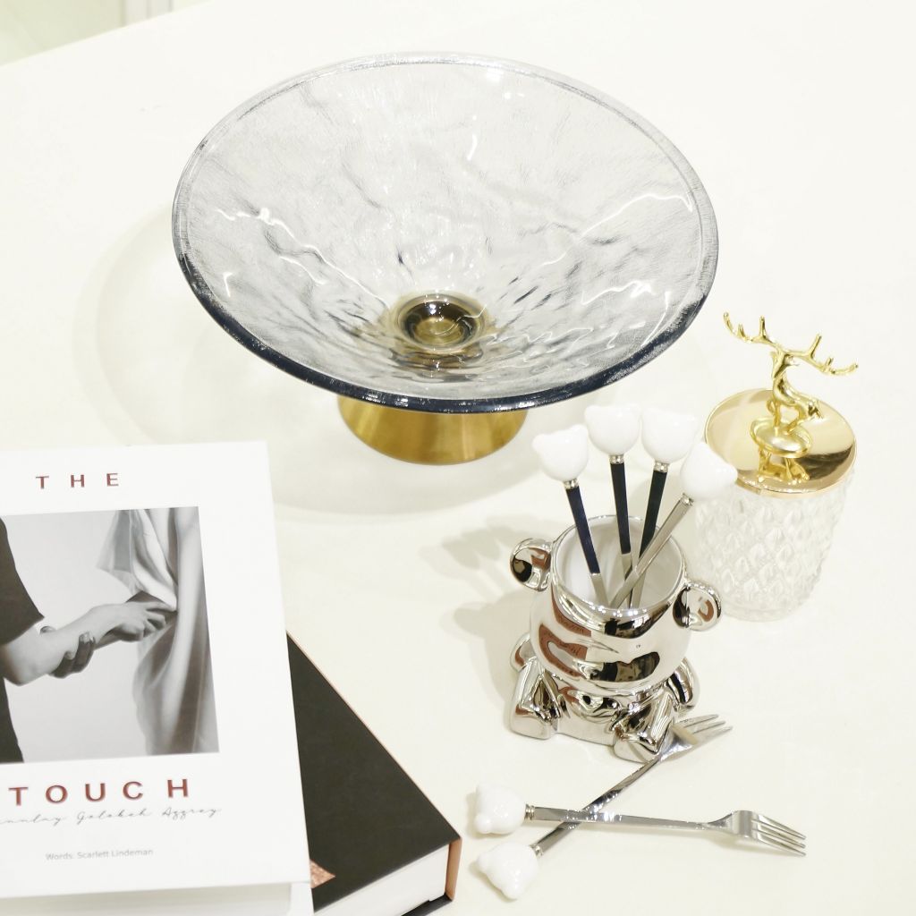 Tô Đĩa Đựng Trái Cây Wave White Thủy Tinh Cao Cấp Sang Trọng Màu Trắng Đế Vàng Hàn Quốc Hiện Đại