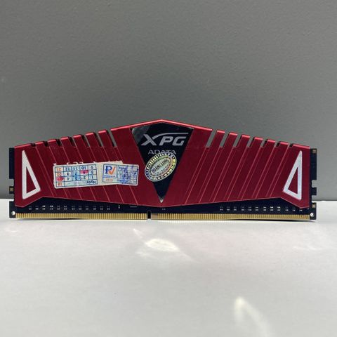  Ram DDR4 8GB/2666 Adata XPG Gammix D10 (AX4U266638G16-SRG) Tản Nhiệt - Hàng cũ 