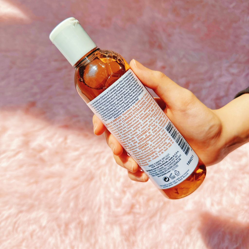 Nước cân bằng Hoa Cúc Kiehl's Calendula Herbal Extract Alcohol-Free Toner 250mL