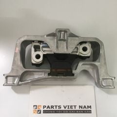 Cao su chân máy Mercedes GLA200 đời 2016. Mã A2462400000, A 246 240 00 00