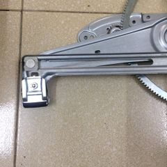 COMPA NÂNG KÍNH TRƯỚC BÊN PHỤ FORD FORCUS