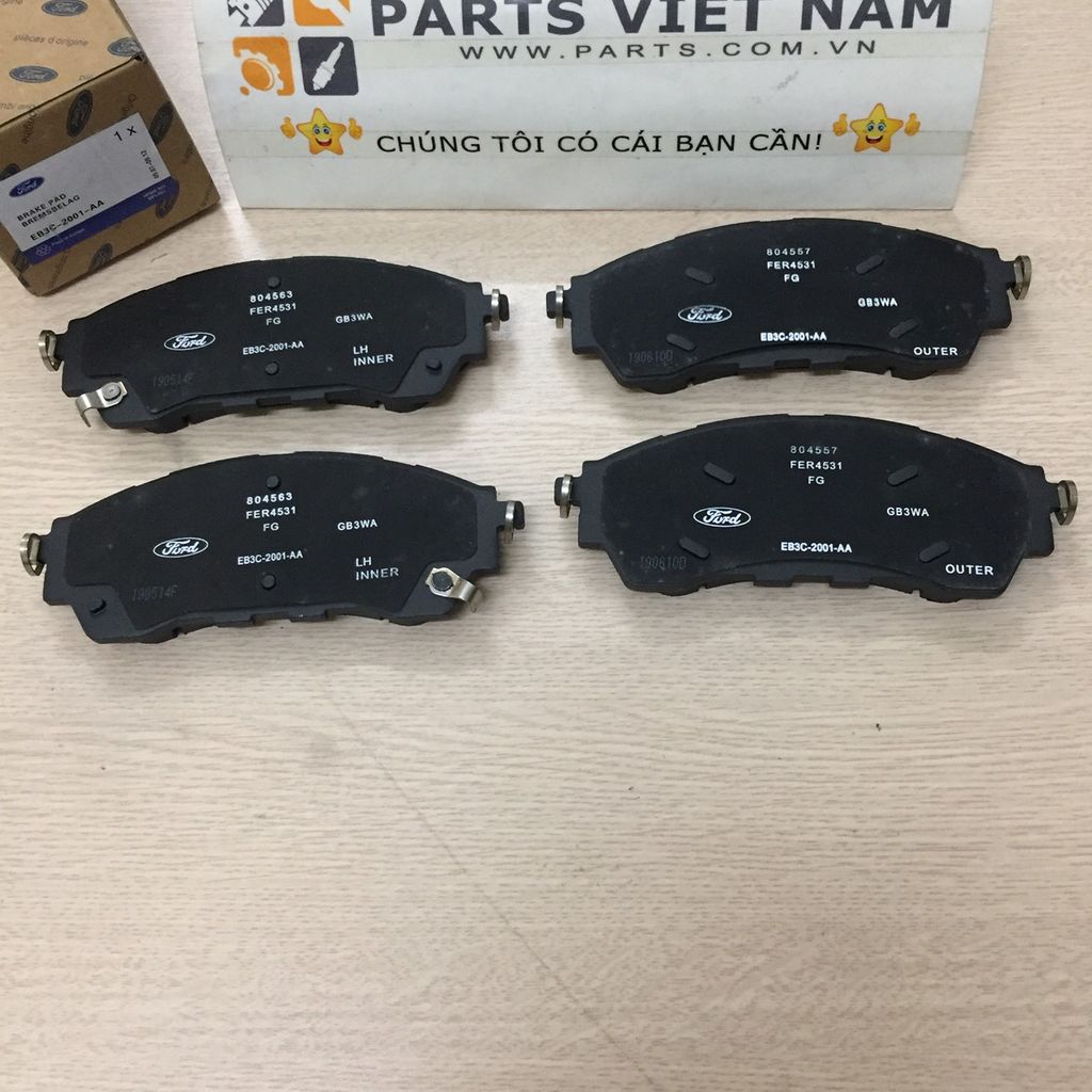 Má phanh hoặc bố thắng trước Ford Everest đời 2012 - 2017. Hàng cao cấp bảo hành không mạt không dít đĩa. Mã EB3C-2001-AA, EB3C2001AA, EB3Z2001A, EB3C2001AB, EB3Z2001B
