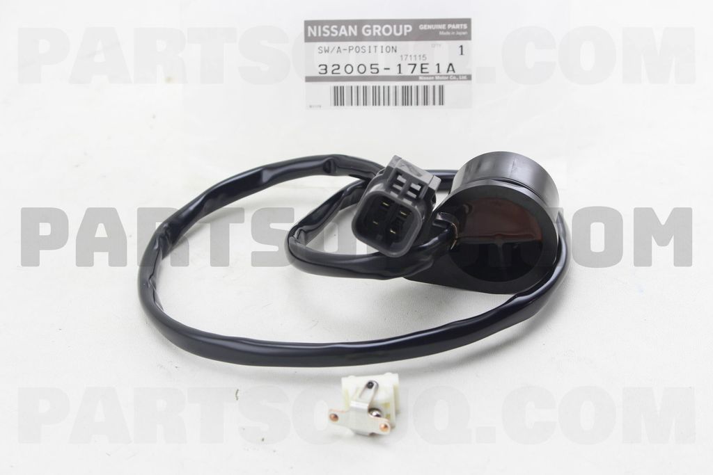 Cảm biến báo đèn lùi Nissan Bluebird SSS CA20 xịn 3200517E1A, 3200517E11, 3200517E12 , 3200517E01