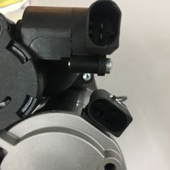 Bơm nâng gầm Mercedes GL450 2007 hàng Oem mã A1643201204