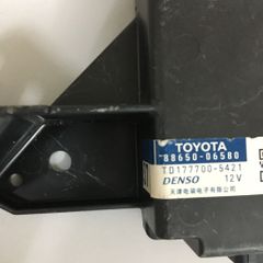 Hộp điều khiển điều hoà Toyota Camry 2.0 đời 2011-2015 thao xe mã 88650-06580