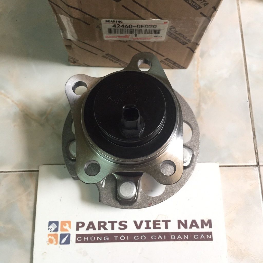 Cụm bi moay ơ sau Toyota Highlander mã 42460-0E020