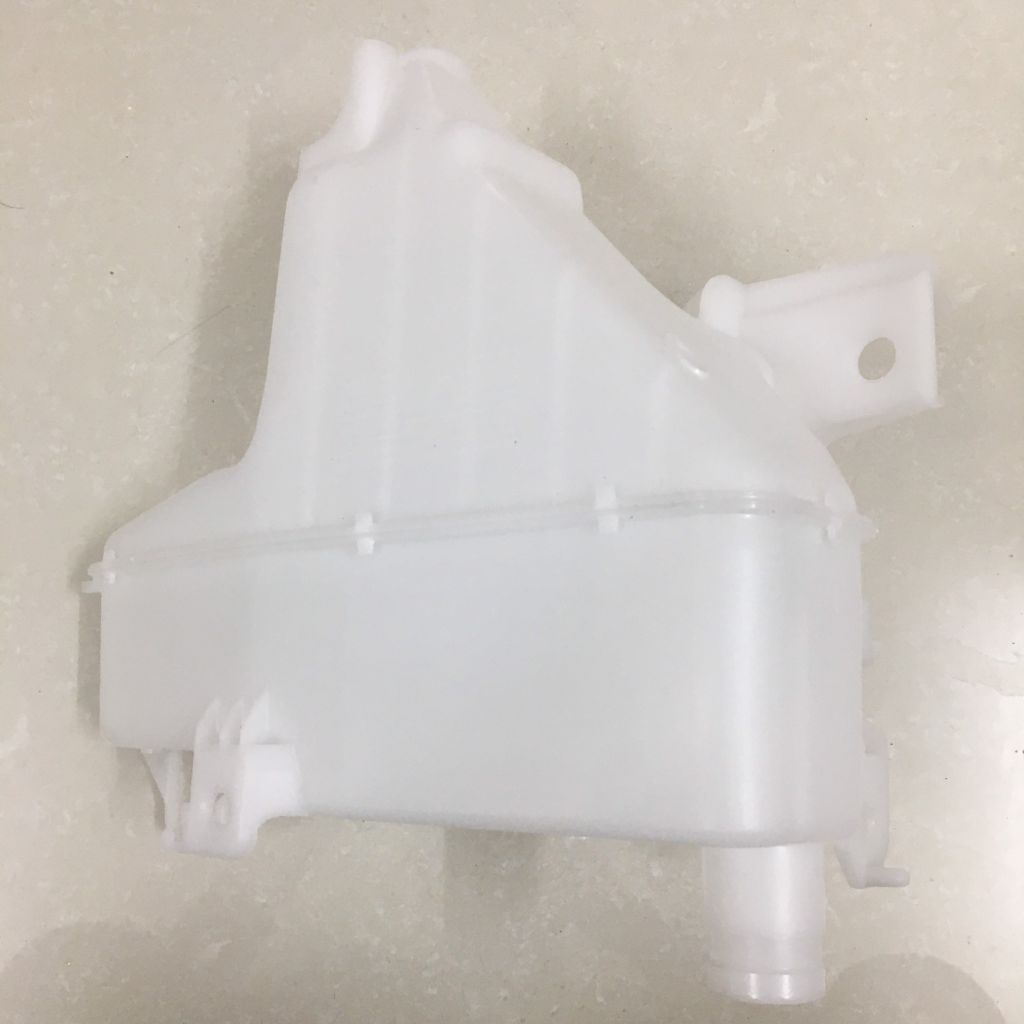 Bình nước rửa kính Mazda 3 mã GHR167481