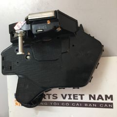Cơ cấu mở khóa cửa sau Vios 2007 RH xin 6905002220, 69050-02220