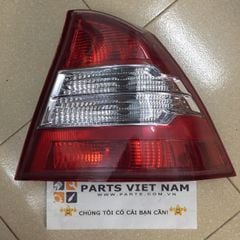 ĐÈN HẬU FORD FORCUS ĐỜI 2010