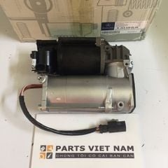 Bơm nâng gầm Mer C300 W205 2015