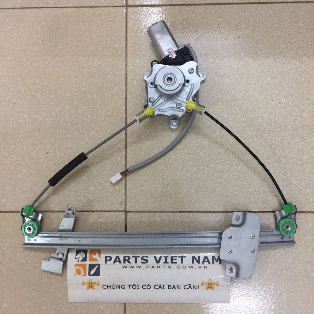 Compa lên xuống kính liền mô tơ trước phải Ford Laser 1.8 đời 2001 - 2005. Hàng Taiwan. Mã B25F-58-590 RH, B25F58590