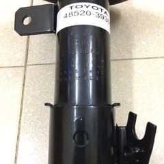 Giảm xóc trước Toyota Camry 2.2 đời 1996 - 2001. Hàng Showa Japan. Thay 1 đôi bảo hành 6 tháng. Mã 4851039476, 4851039805, 48510A9020, 4852039156, 4852039355, 48520A9020