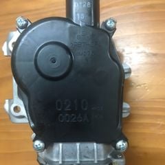 Mô tơ gạt mưa trước (Front Wiper Motor) Mazda 2 All New, SkyActiv (Sedan/Hatchback) đời 2015 - 2021. Hàng Mazda Chính hãng đặt 1 ngày. Mã DB2H-67-340