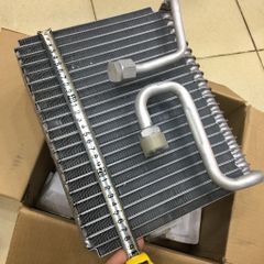 Dàn ( giàn ) lạnh điều hòa Toyota Crown 3.0 đời 1991 - 1999. Hàng Taiwan cao cấp đặt hàng 1 ngày. Mã 88501-30880, 8850130880