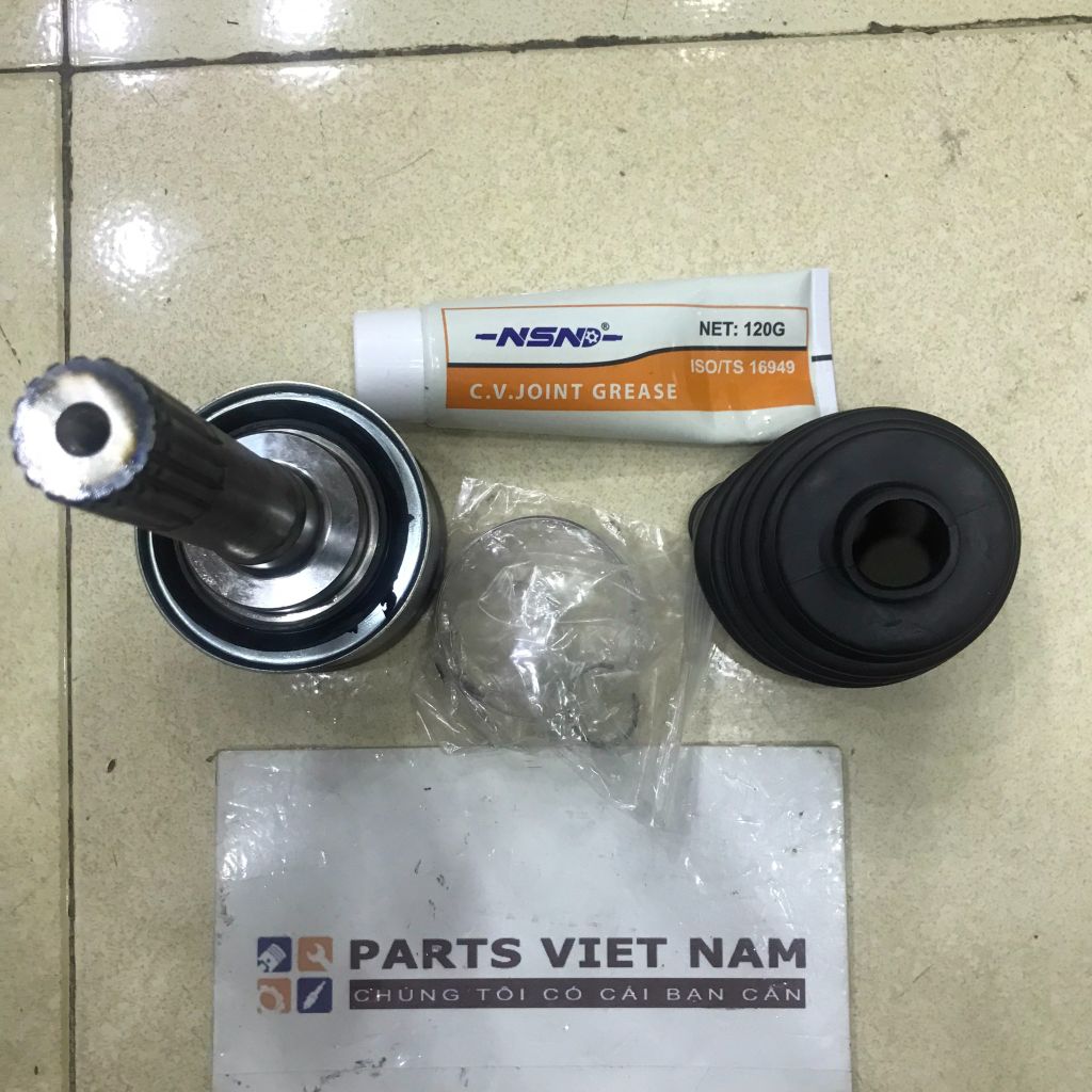 Láp ngoài iSuzu Trooper 2003 - 2008 NSN 17*53*33 8971313960