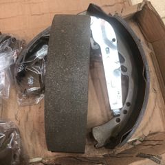 Má phanh sau Fortuner 2005 - 2015, Hilux 2004 - 2021 044950K120, 044950K020