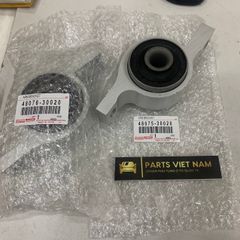 Cao su đuôi càng A Lexus IS250, IS300, GS300, GS450H 4807530040, 4807530050, 4807553010 RH, 4807630040, 4807630050, 4807653010 LH