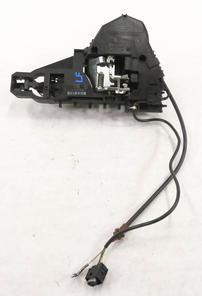 Tay mở cửa bên ngoài phía trước bên trái cho xe Mercedes Benz GL450 đời 2012 W154 hàng tháo xe US. A1647600134