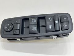 Công tắc lên xuống kính trước lái Jeep Grand Cherokee năm 2016 đến 2021, hàng tháo xe US với mã số 68319802AA