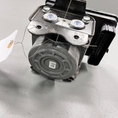 Cụm ABS Honda Accord 2018 - 2021 tháo xe US. Mã 57110TVAB050M1, 57110-TVA-B050-M1, 51870800D30, 57100TVAA65, 57100-TVA-A65, 57100TVAA61, 57100-TVA-A61, 57100TVAA62, 57100-TVA-A62, 57100TVAA63, 57100-TVA-A63