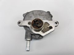 Bơm chân không Mercedes C250, C200 máy M271 1.8 đời 2012 - 2015 tháo xe US. Mã A2712301665, A 2712301665, A 271 230 16 65