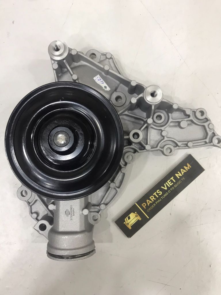 Bơm nước Mercedes W203, W204, W211, W212, W164, W221, W251, E280, E350,  GLK350, ML350,  C230, C280, C300, C350. Máy M272, M276. Hàng Frey. Mã 2722000401, 2722000901, A2722000401, A2722000901.