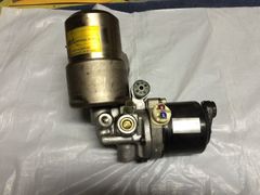 Mô tơ bơm liền bầu tích áp của tổng phanh Lexus GS300 2JZ, GS430 3UZ đời 1997 - 2004. Hàng tháo xe. Mã 4707030060, 47070-30060.