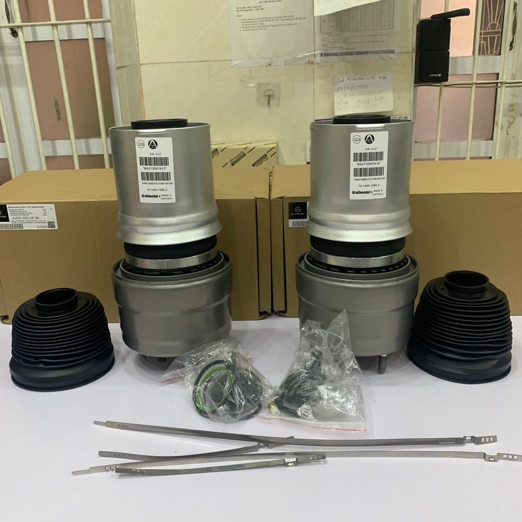 Bóng hơi giảm xóc hay phuộc nhún trước Mercedes W253 GLC250, GLC300, GLC350 đời 2015 - 2021. Hàng cao cấp. A2533200438 RH, A2533200338 LH ( 1 cái )
