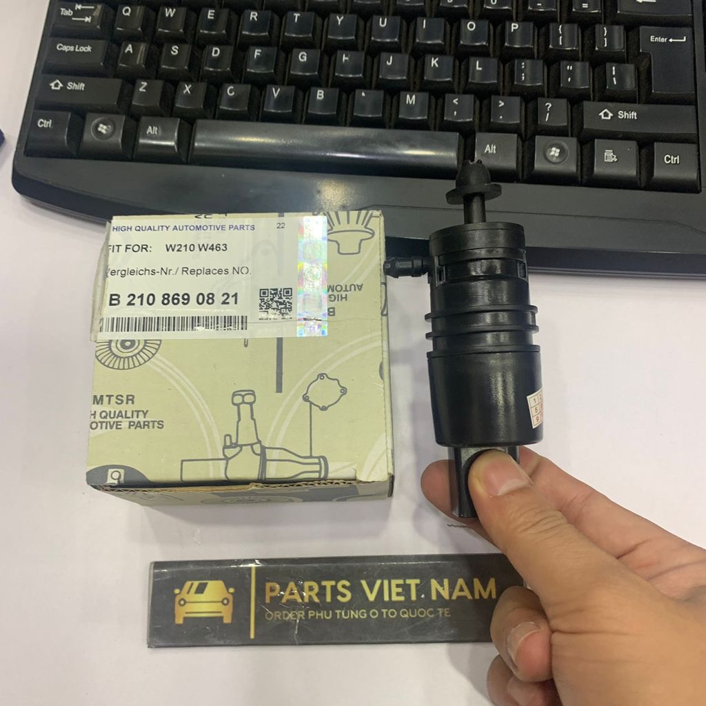 Mô tơ bơm nước rửa kính Mercedes W212, E200, E250, E300, E350  W210 W463. hàng BMTSR. Mã 2108690821