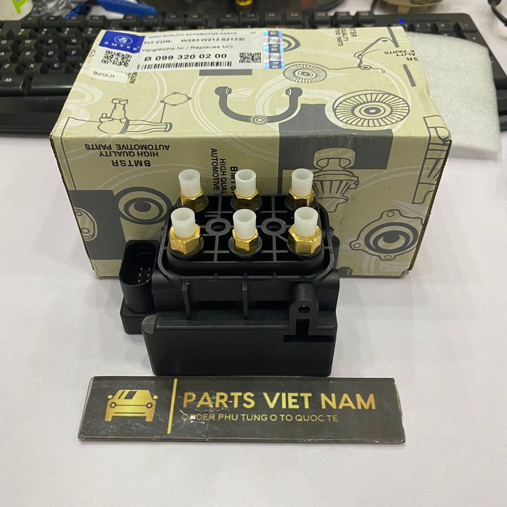 Van chia hơi nâng gầm Mercedes W253 GLC300, W213 E250. Hàng Bmtsr. Mã A0993200200, A0993200258